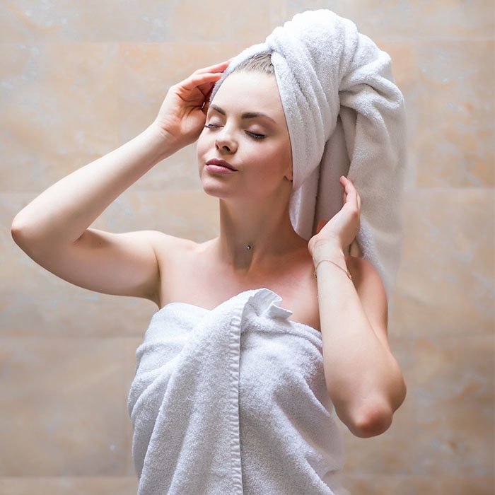 Μετά το ντους: τι χρειάζεται πραγματικά το δέρμα